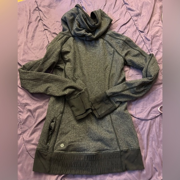 Lululemon Think Fast Tonka Stripe Pullover Running Hoodie Jacket Womens Size 4 - Picture 6 of 6